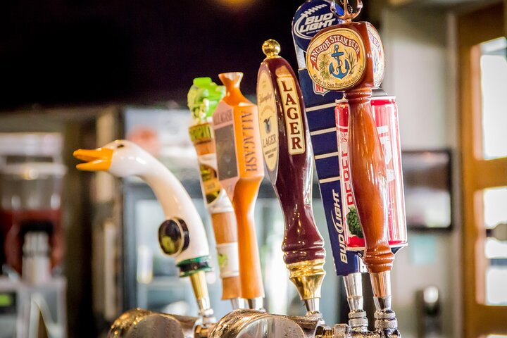 Charleston History and Hops Tour: Bar and History Walk - Photo 1 of 7